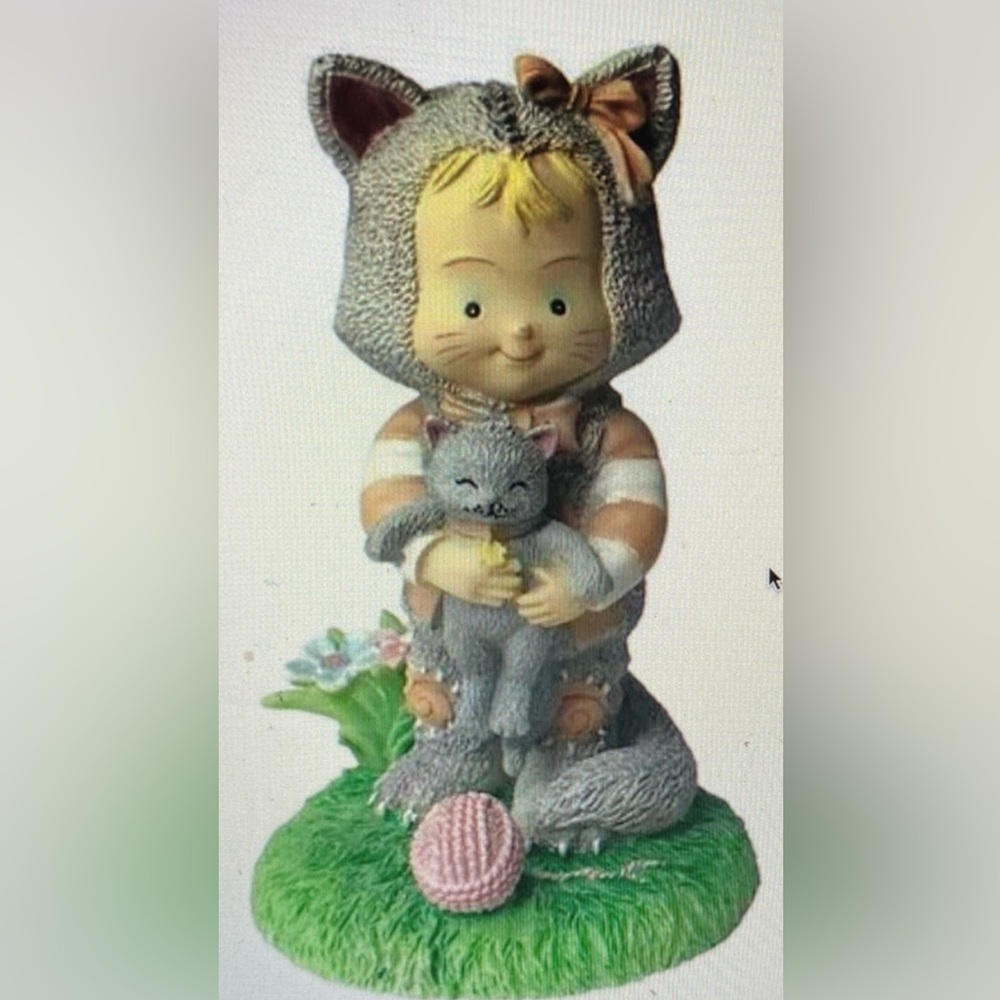 2002 RUSS PADDYWHACK Lane “Katie The Cat” Figurine. 3.5” tall